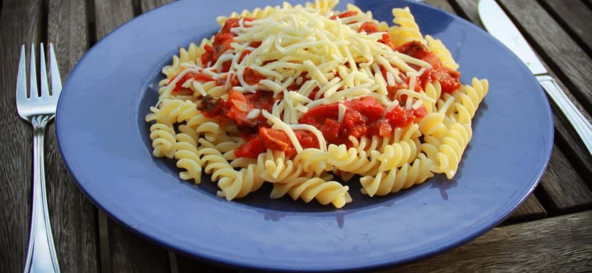 Fusilli met champignon en paprika. Makkelijk pasta recept | Eetman