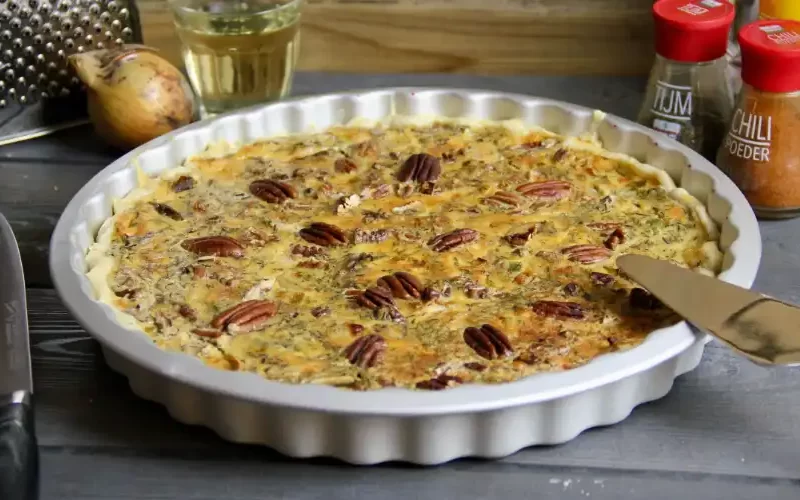 Quiche met champignons, prei en pecannoten