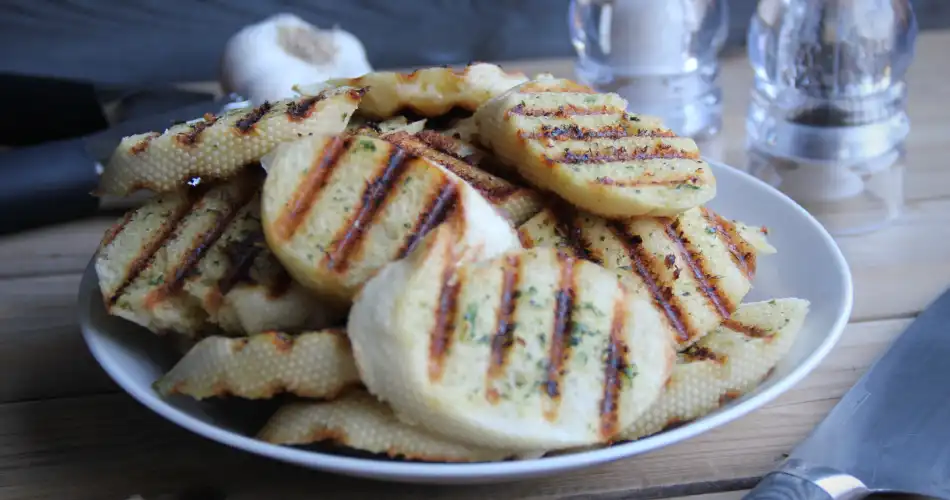 Gegrild Knoflookbrood recept 950x500