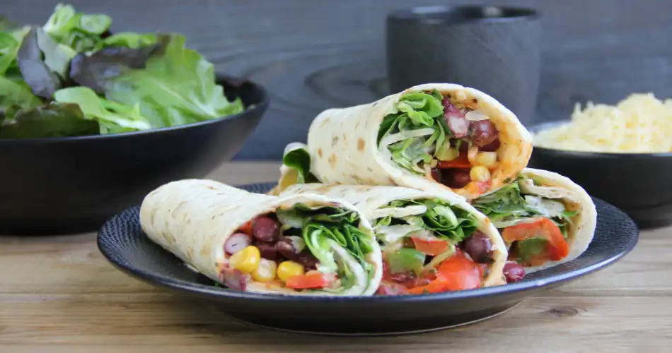 Burrito met bonen paprika en mais recept jul 2020 950x500