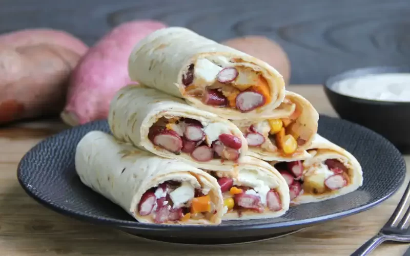 Burrito met zoete aardappel en feta