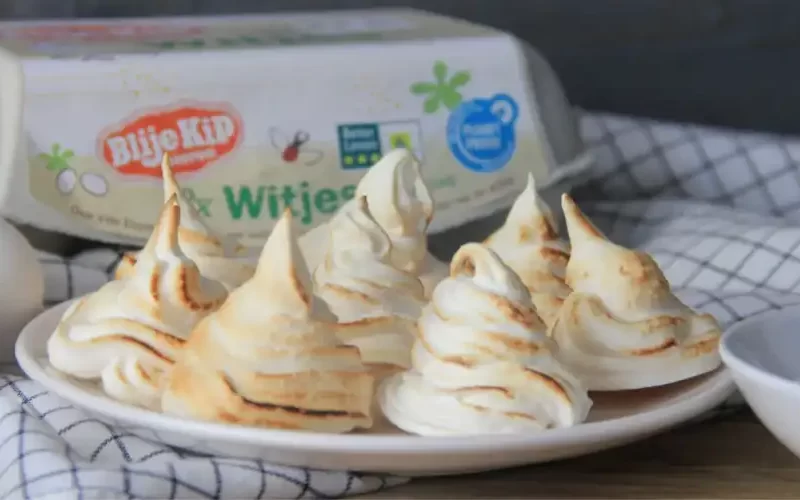 Gebrande meringue schuimpjes