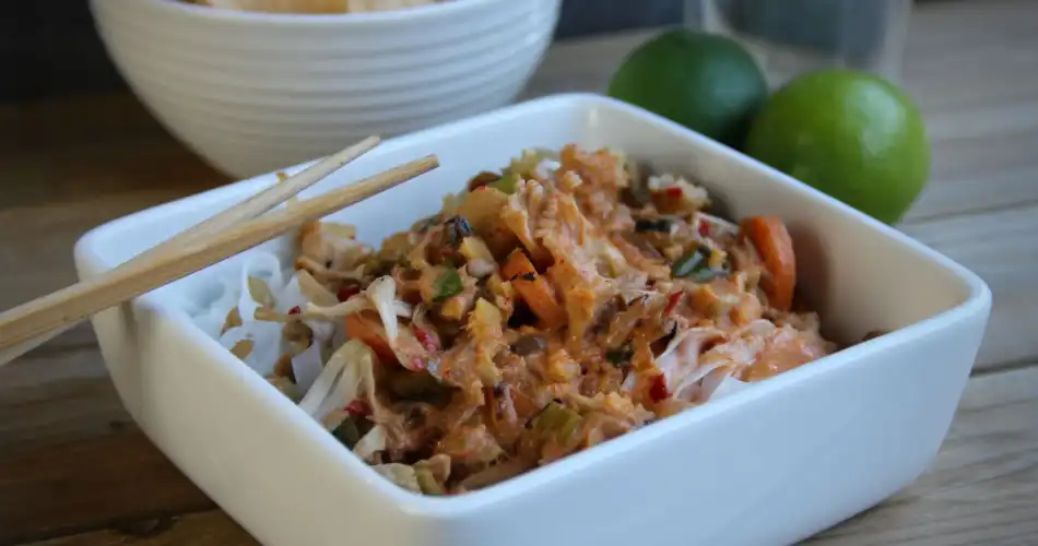 Jackfruit met Thaise curry en noedels okt 2020 950x500