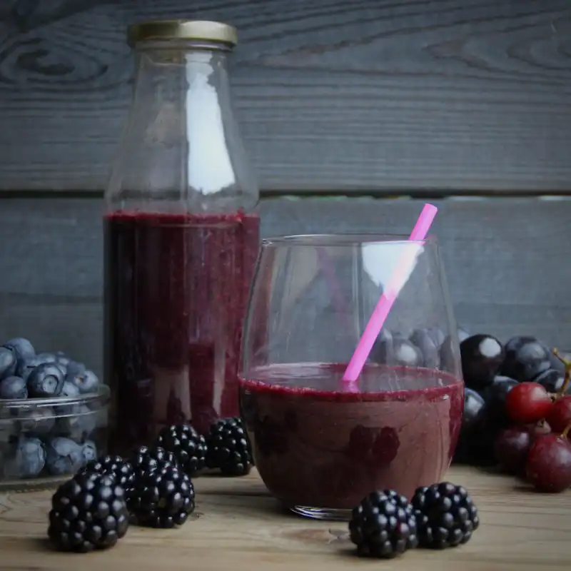 Druiven-bramen-blauwe bessen smoothie 800x800