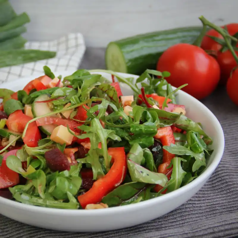 Salade met rode biet mrt 2021 800x800