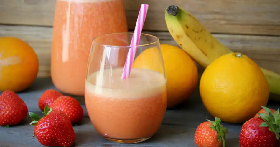 Smoothie aardbei sinaasappel banaan sep 2021 950x500