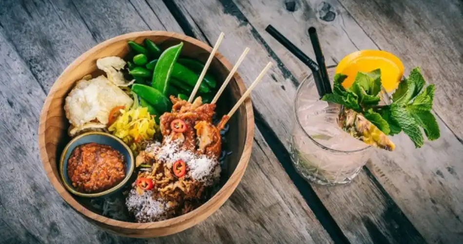 Vegan restaurant Black & White Community in Breda - De Aziatische keuken 950x500