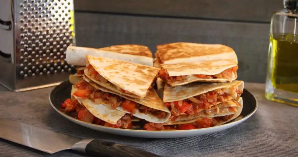 Quesadilla met vegetarisch gehakt en paprika dec 2021 950x500