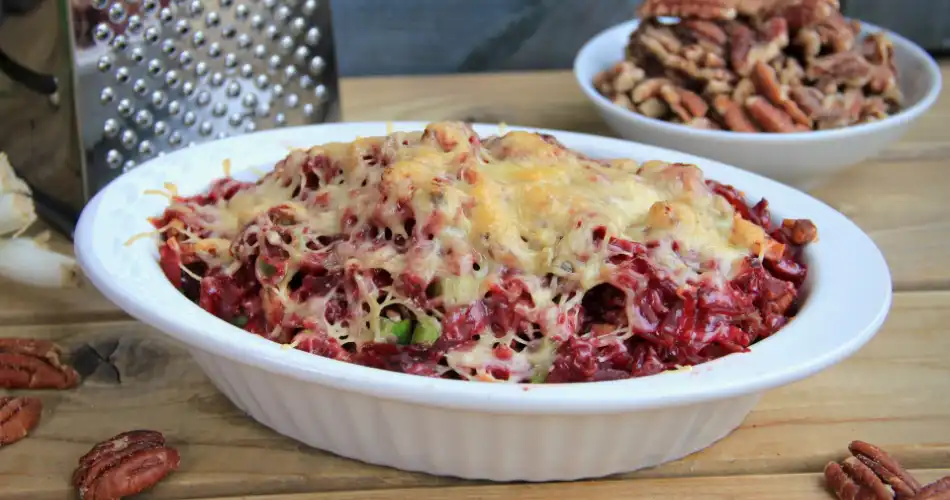 Rode biet met pecannoten en kaas apr 2022 950x500