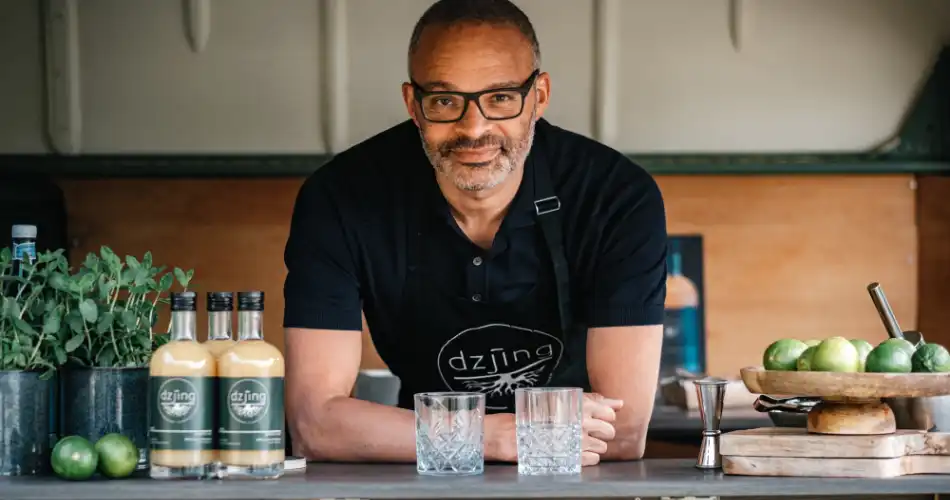 DZJING pure en natuurlijke gemberdrank hoofdfoto 950x500